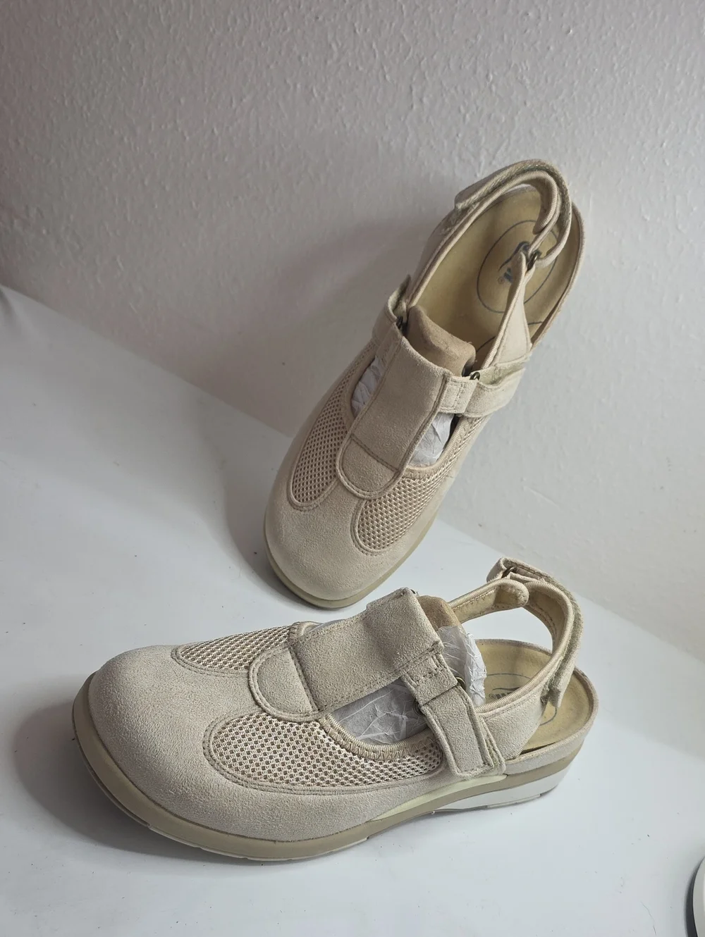 DREW ODYSSEY SLINGBACK ORTHOPEDIC HOOK/LOOP CREAM SUEDE WALKING SHOES LADIES 9.5